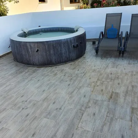 Smart Luxury Amperia House Дом отдыха