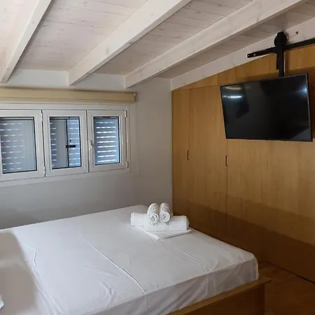 Smart Luxury Amperia House Дом отдыха Ханья