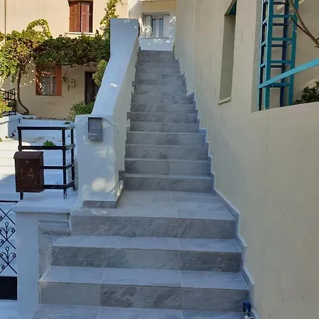 Smart Luxury Amperia House
